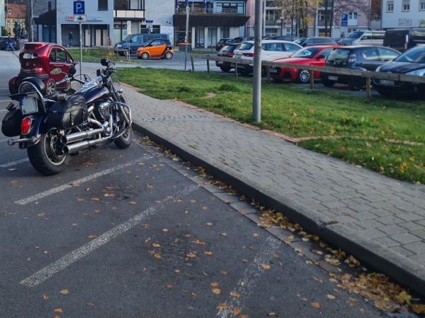 Motorradparkplatz Am Sendelbach in Bayreuth &ndash; sicherer Parkplatz f&uuml;r Motorradfahrer