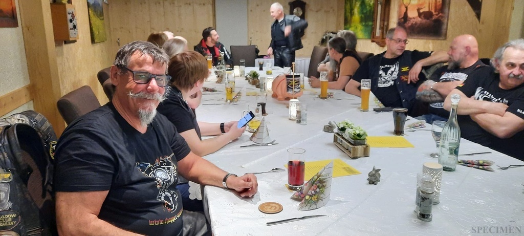 20220416-Taunusstammtisch-01.jpg